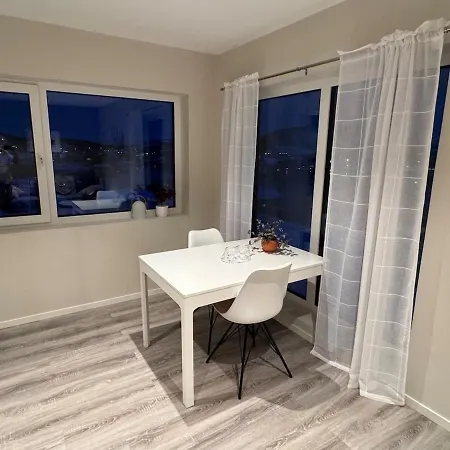 Apartment Aurora Borealis Tromso